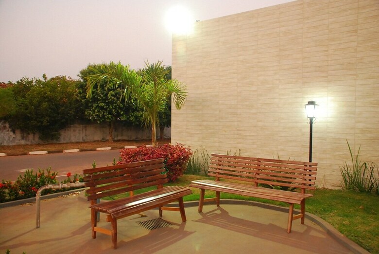 Hotel E Pousada Chalana