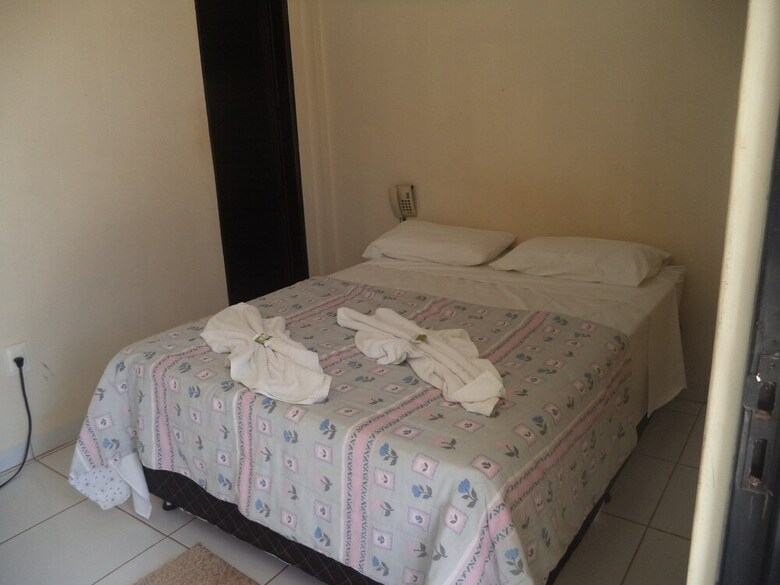 Hotel E Pousada Chalana