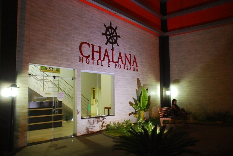 Hotel E Pousada Chalana