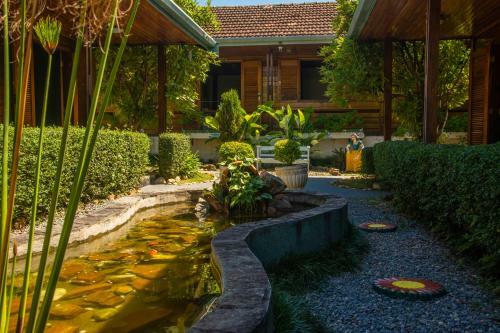 Hostal Pousada Recanto Ninho Verde