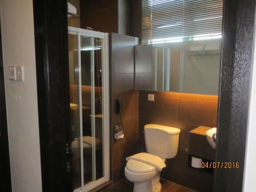 Tat Place Hotel