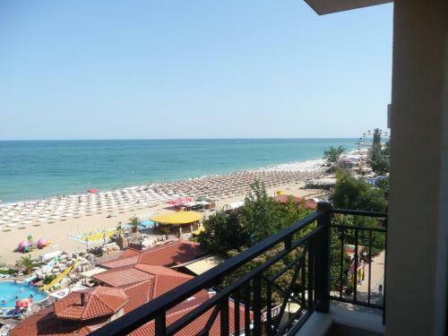 Apartamentos Sea View Rental Front Beach