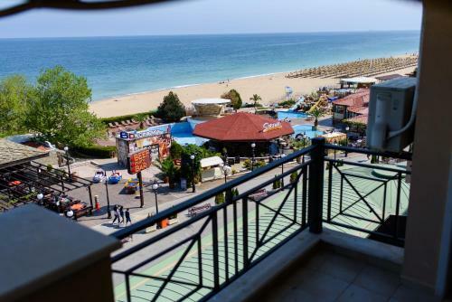 Apartamentos Sea View Rental Front Beach