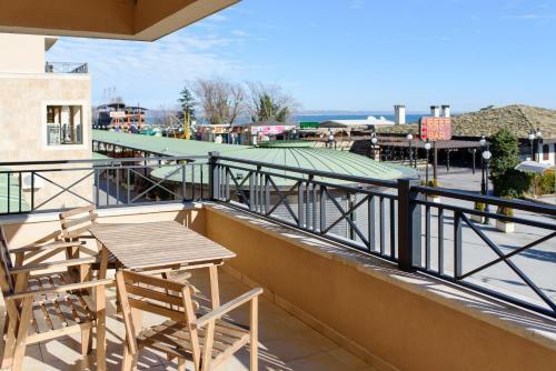 Apartamentos Sea View Rental Front Beach