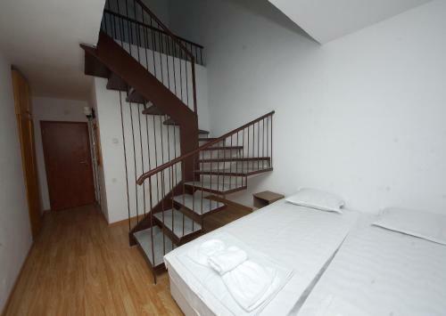 Hotel Neva