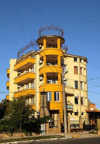 Hostal Boston Guest House