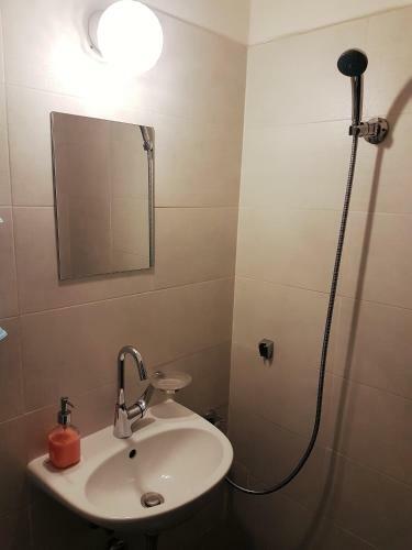 Hostal Like Home Guest Rooms