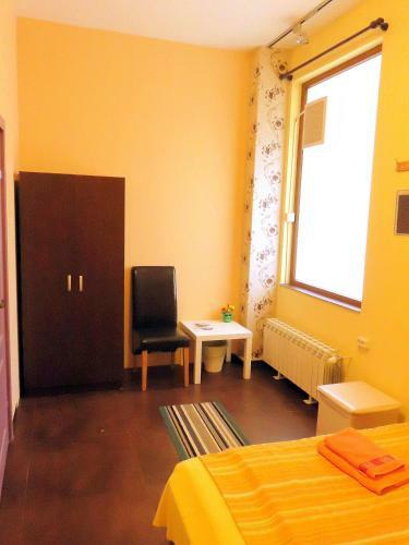Hostal Like Home Guest Rooms