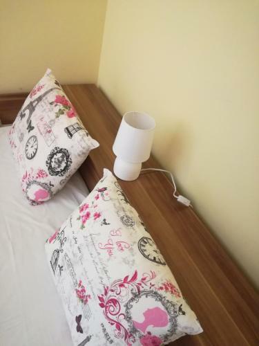 Hostal Like Home Guest Rooms