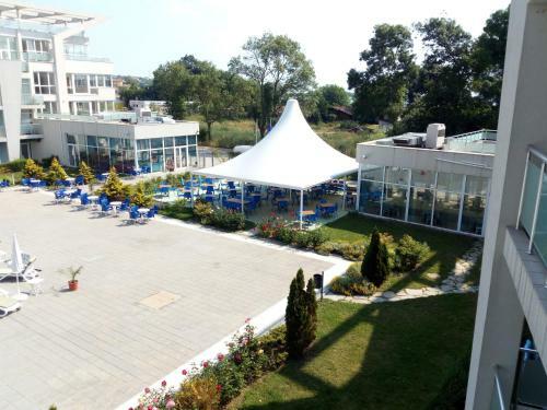 Apartments In Black Sea Star Complex