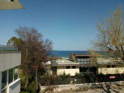 Apartments In Black Sea Star Complex