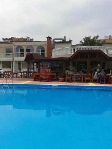 Apartments Bravo 1-vichevi