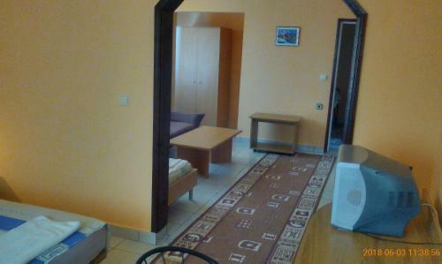 Hotel Barba Yani