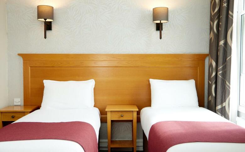 Lamb Hotel