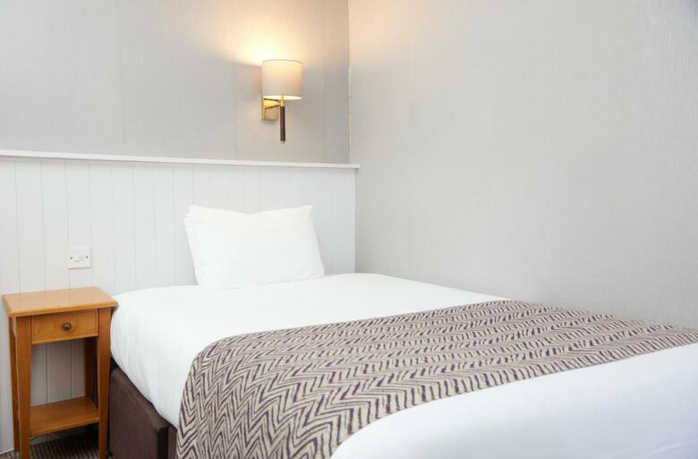 Lamb Hotel