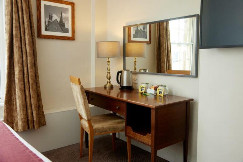 Lamb Hotel