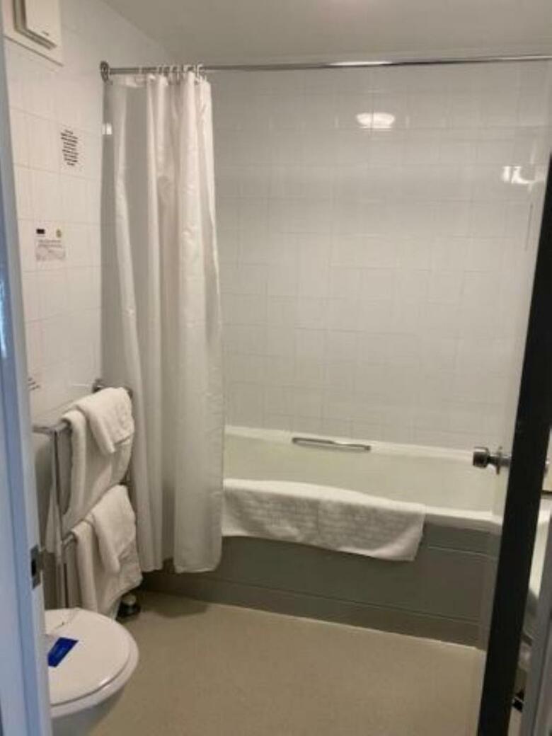 Hotel St James