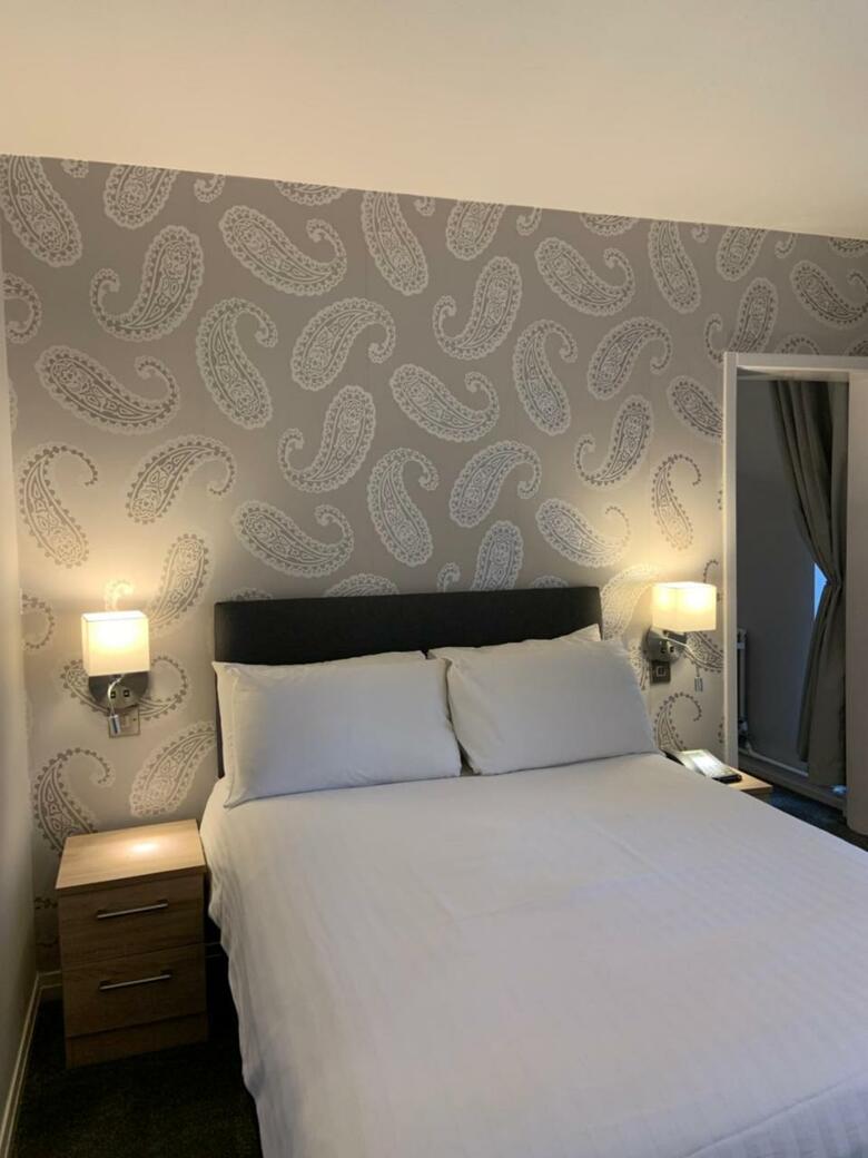 Hotel St James