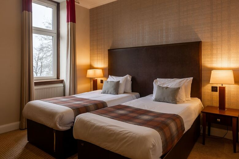 Rosslea Hall Hotel