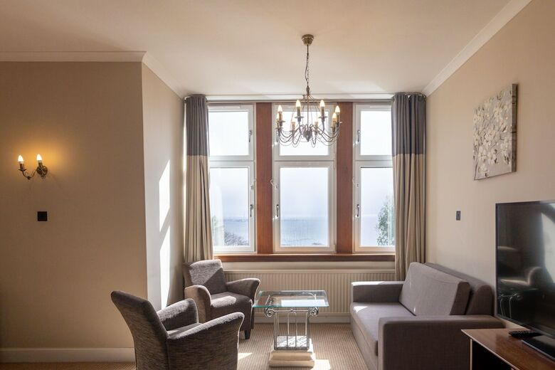 Rosslea Hall Hotel