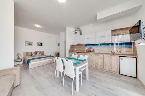 Balchik Amazing Sea Apartments