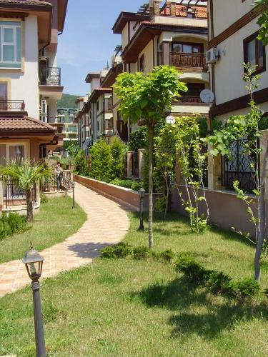 Apartments In Mellia Resort 7