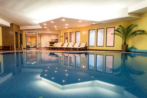 Hotel Extreme Half-board
