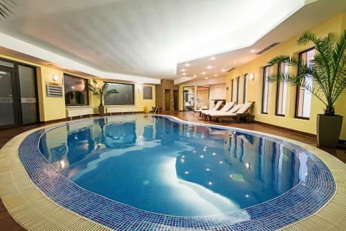 Hotel Extreme Half-board