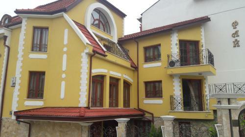 Hotel Rai