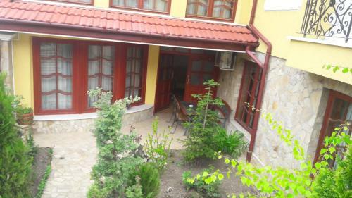 Hotel Rai