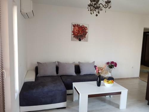 Mariya's Apartments