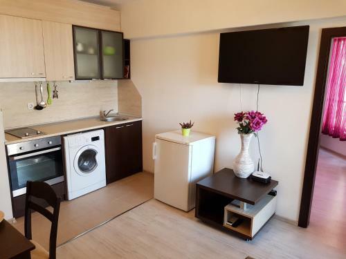 Mariya's Apartments