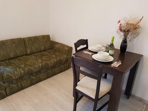 Mariya's Apartments