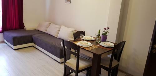 Mariya's Apartments
