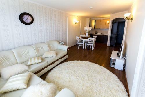 Europroperties Sirena Apartaments