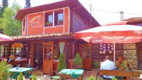 Chuchura Family Hotel