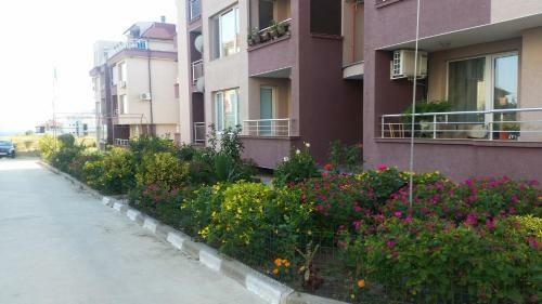 Dimitrov Apartments
