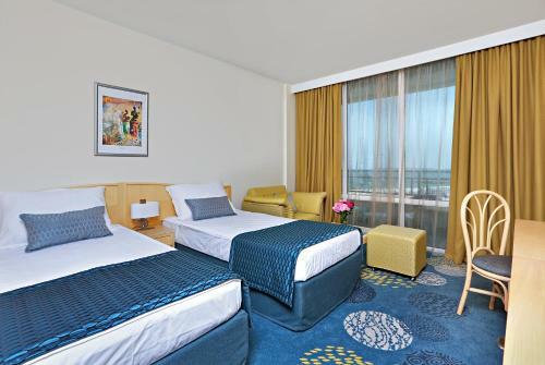 Hotel Fenix - Halfboard