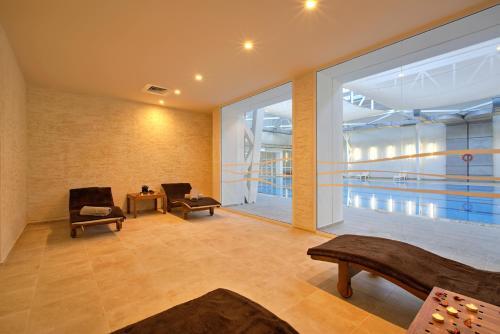 Hotel Fenix - Halfboard