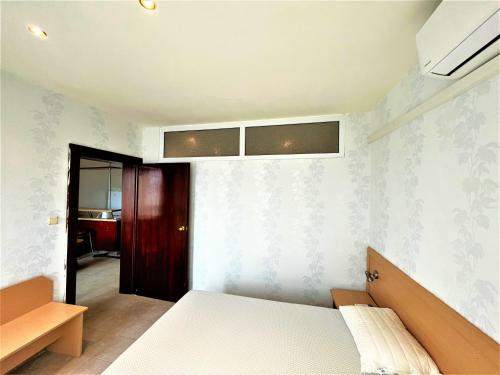 Miramar Front Beach Self Catering Apartments