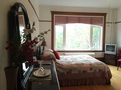 Posada Le Petit Ch�teau Montebello B&B