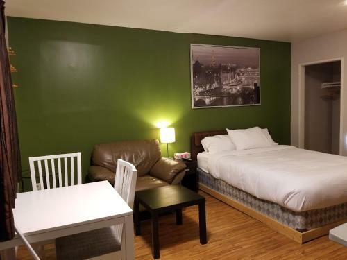 Sun Plaza Motel