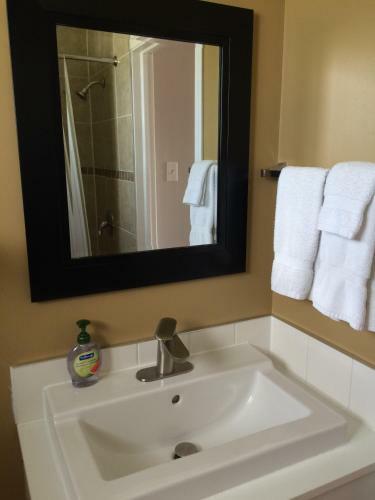 Sun Plaza Motel
