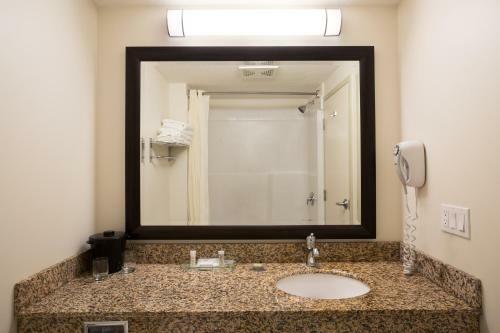Hotel Super 8 Sherwood Park