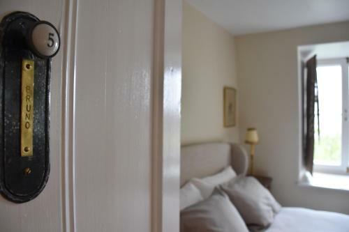 Bed & Breakfast Villa Ward - Ages 18 And Over Only