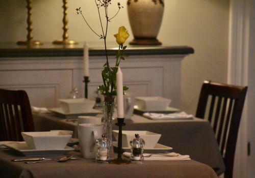 Bed & Breakfast Villa Ward - Ages 18 And Over Only
