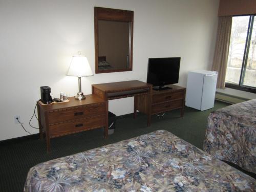 Fort Nelson Hotel
