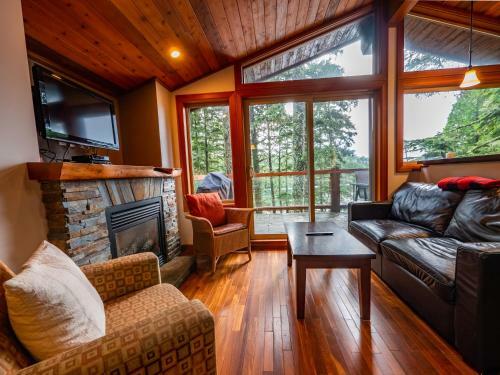 The Cabins At Terrace Beach