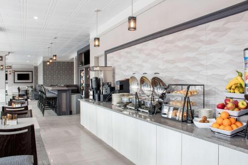 Hotel Chateau Moncton