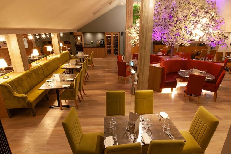 Best Western Plus White Horse Hotel